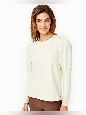NWT. Addison Bay. Luxe Terry Webster Top. Cream. Size Medium.